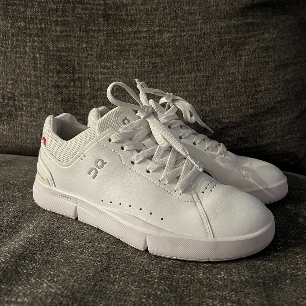 Onclouds. Size 7. Wore 5 times.